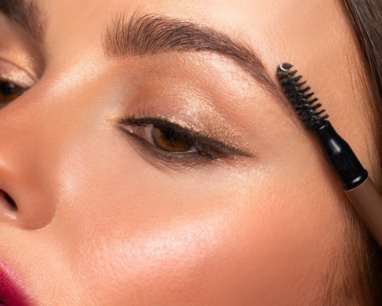 The Complete 2026 Eye Makeup Guide: How to Apply Eyeshadow, Eyeliner & Mascara for Stunning Results