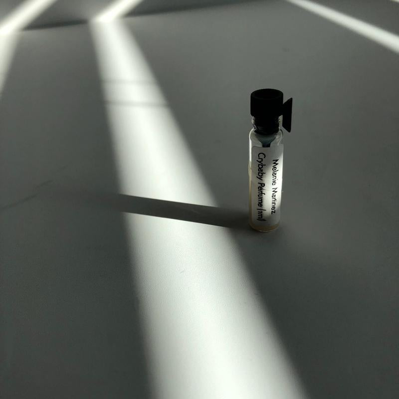 INDIVIDUAL SAMPLES Melanie Melanie Crybaby Perfume - Everbeaut